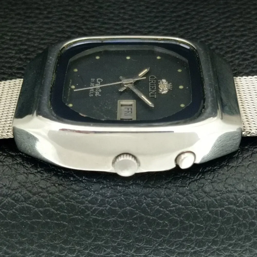 Vintage 1987 Square Orient Automatic Mens Silver Watch W/daydate & Black accents